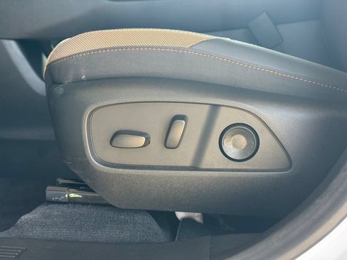 Certified 2026 Chevrolet Equinox ACTIV AWD/4WD image 9