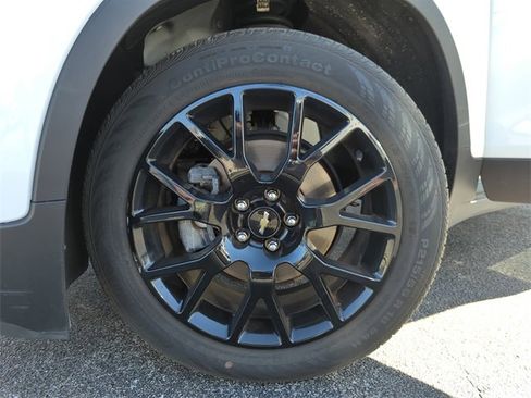 Used 2022 Chevrolet Trax LT w/ Sport Edition image 42