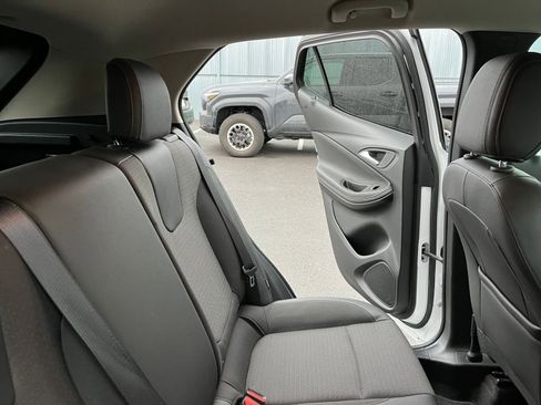 Used 2025 Buick Encore GX Preferred image 36