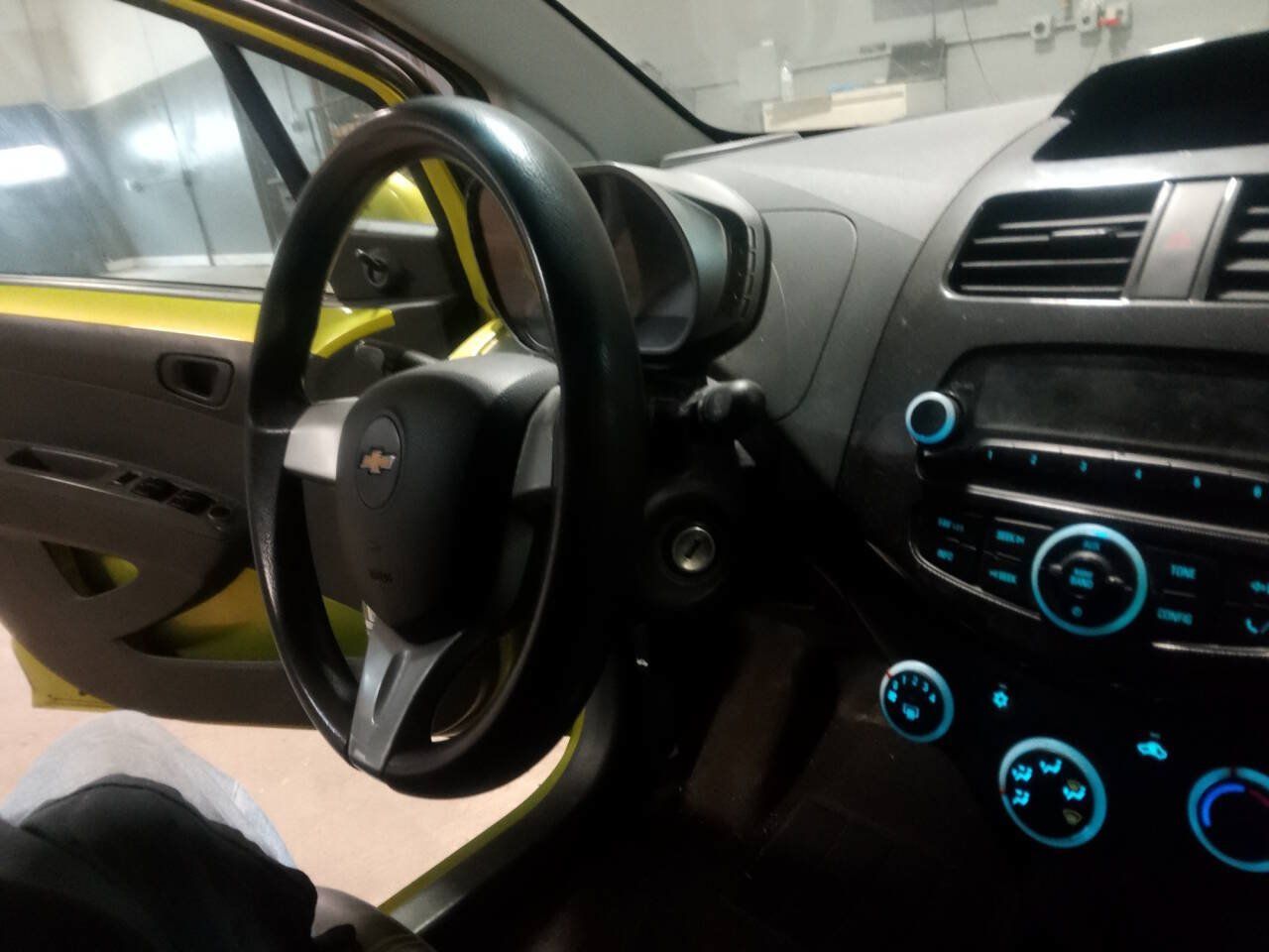 Used 2013 Chevrolet Spark LS FWD image 33