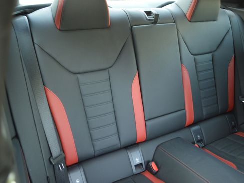 Used 2026 BMW M440i Coupe w/ Premium Package RWD image 37