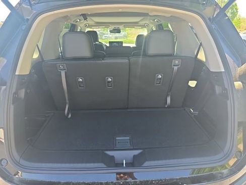 New 2026 Honda Pilot Touring image 12