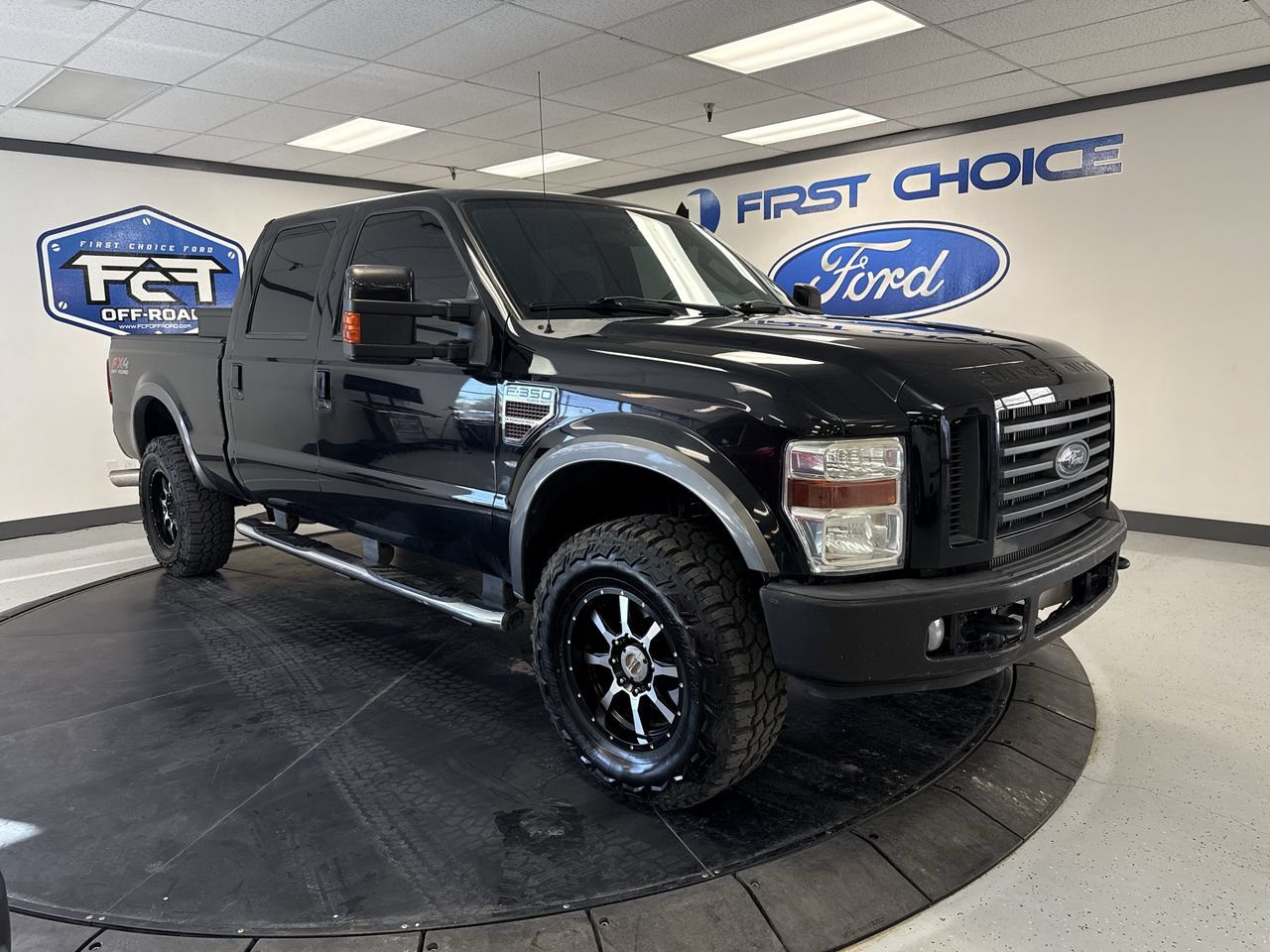 Used 2008 Ford F350 4x4 Crew Cab Super Duty image 2