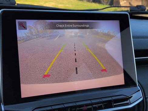 Used 2024 Jeep Compass Limited w/ High Altitude Package image 30