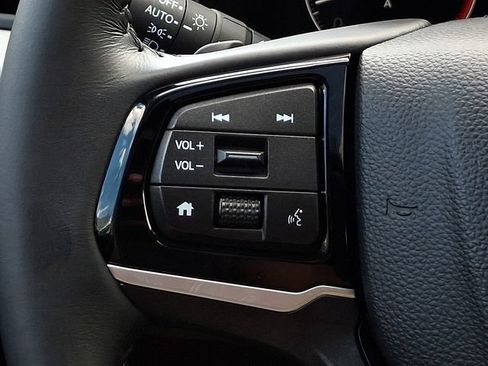 Certified 2025 Honda Odyssey Touring image 24
