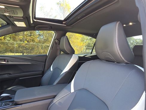 Certified 2025 Toyota Camry SE image 23