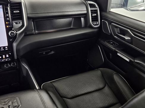 Used 2023 RAM 1500 Laramie image 9