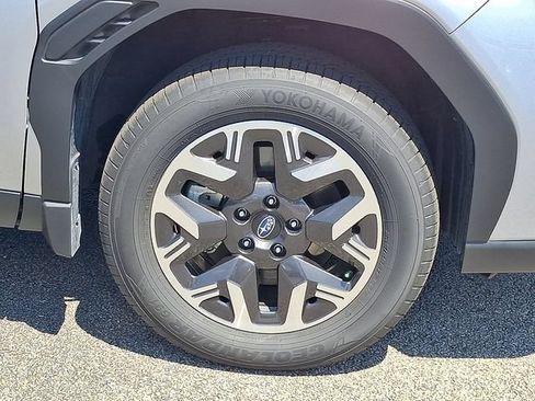 Used 2026 Subaru Forester Premium AWD/4WD image 8