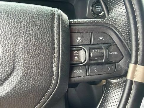 Used 2024 Toyota Tacoma SR5 AWD/4WD image 19