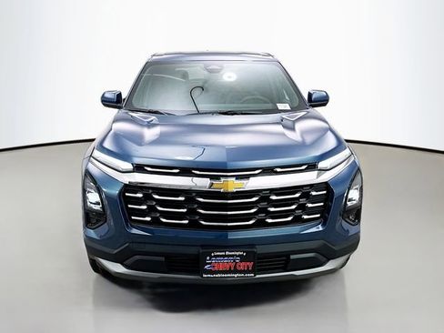 New 2026 Chevrolet Equinox LT image 2