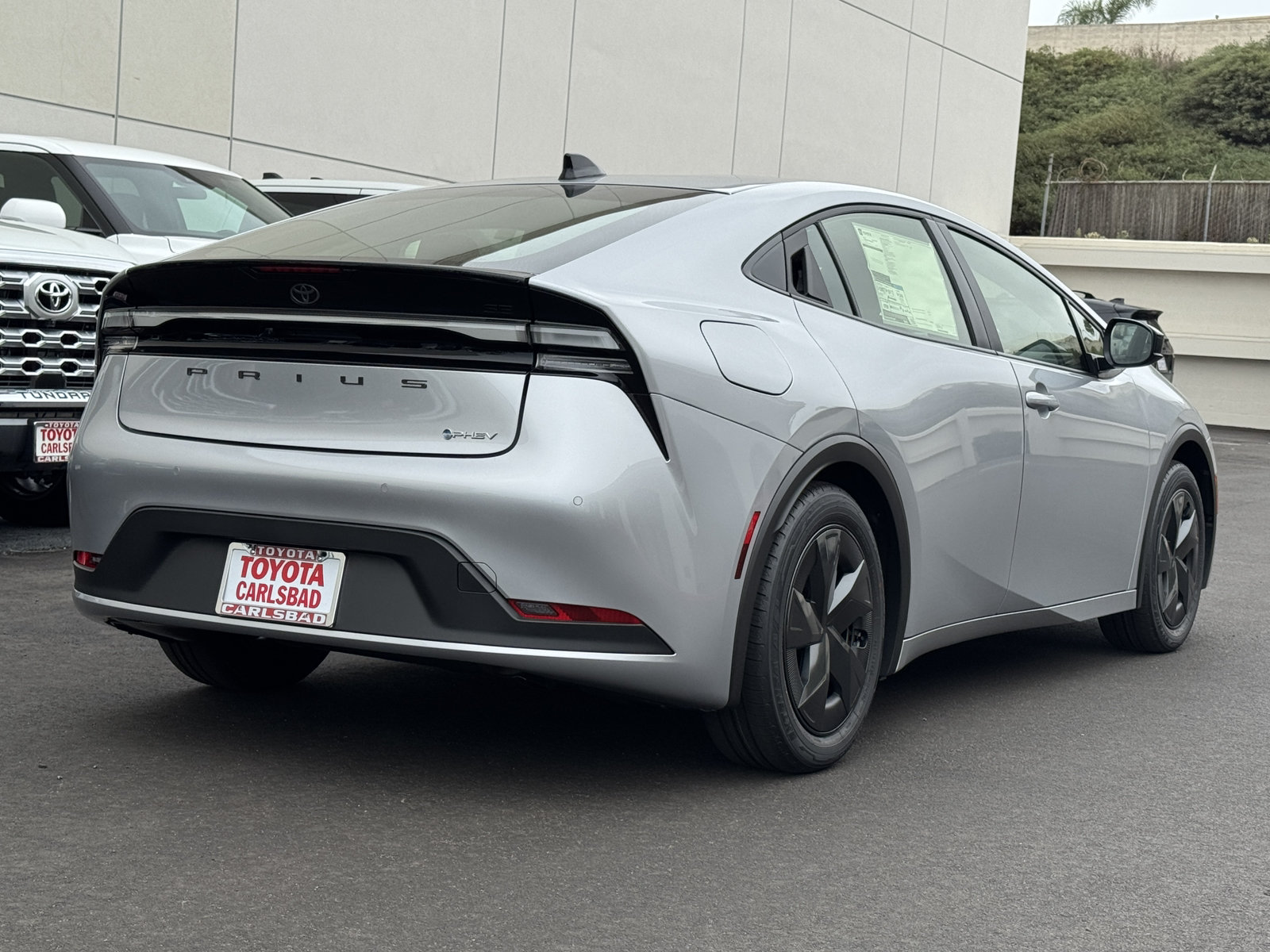 New 2027 Toyota Prius Plug-In Hybrid FWD image 13