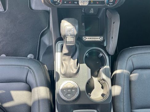 New 2026 Ford Bronco Badlands AWD/4WD image 20