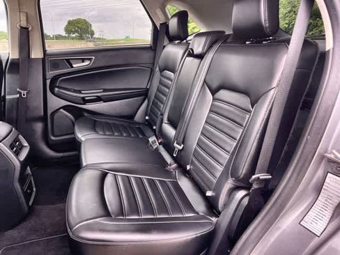 Used 2024 Ford Edge SEL AWD/4WD image 14