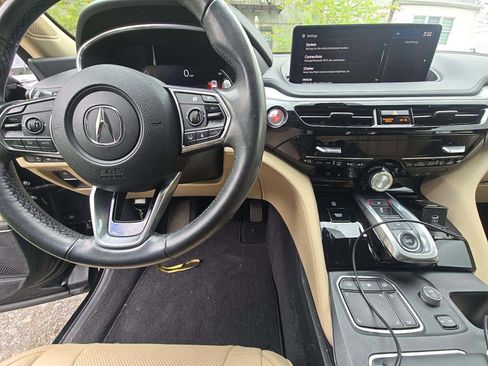 Used 2022 Acura MDX SH-AWD w/ Technology Package image 5