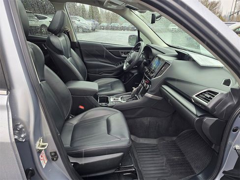 Used 2020 Subaru Forester Limited w/ Popular Package #3 image 11