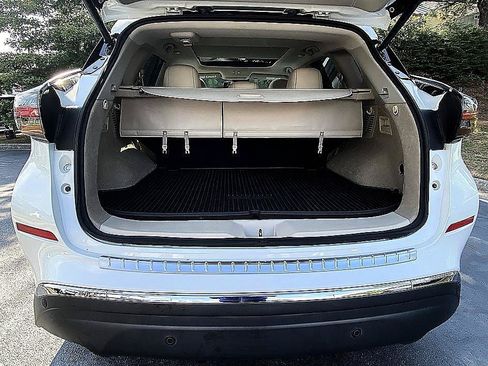 Used 2019 Nissan Murano SL w/ SL Technology Package FWD image 22
