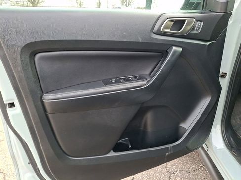 Used 2023 Ford Ranger Lariat w/ Tremor Off-Road Package image 14