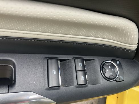 Used 2024 Ford Mustang Premium image 14