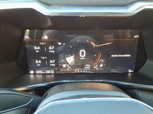 New 2026 GMC Canyon Elevation w/ Convenience Package image 35