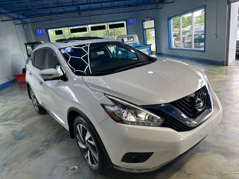 Used 2017 Nissan Murano Platinum image 10