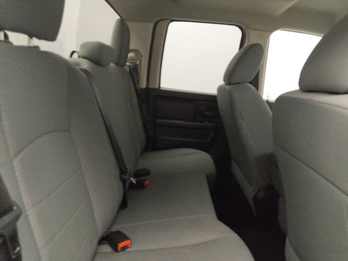 Used 2017 RAM 1500 Express AWD/4WD image 19