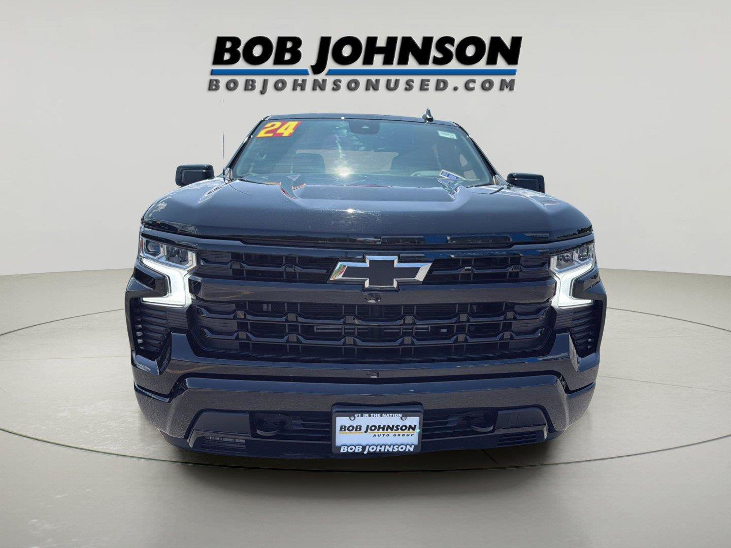 Used 2024 Chevrolet Silverado 1500 RST AWD/4WD image 2