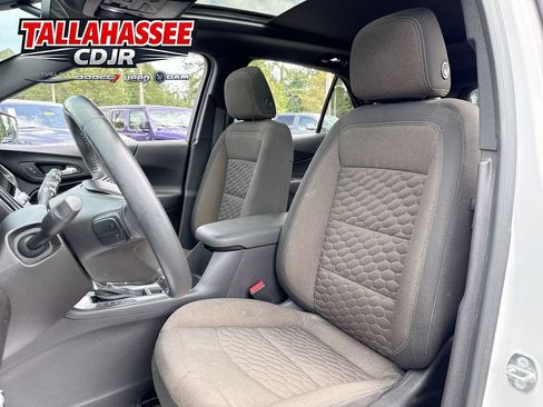 Used 2018 Chevrolet Equinox LT w/ Sun & Infotainment Package FWD image 13