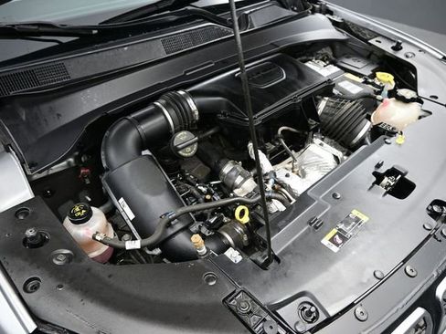 Used 2024 Jeep Compass Limited image 40