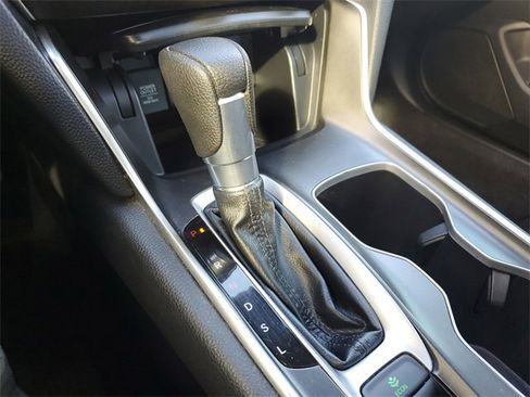 Certified 2020 Honda Accord EX image 30