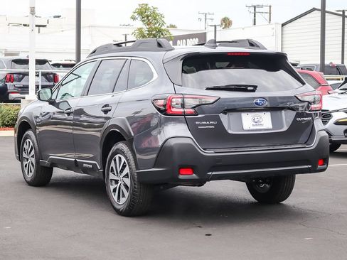 Certified 2025 Subaru Outback Premium AWD/4WD image 7