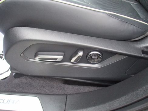 Used 2023 Acura RDX AWD w/ Advance Package image 17