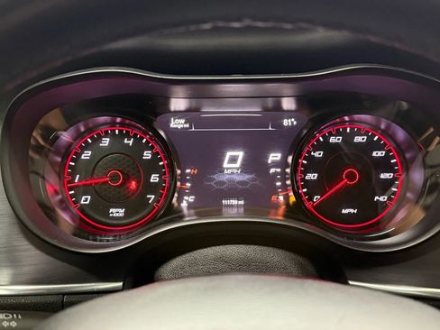 Used 2018 Dodge Charger SXT w/ Blacktop Package image 36