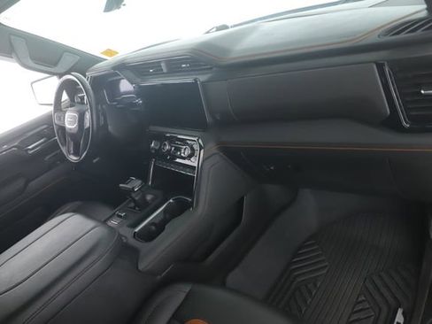 Used 2024 GMC Sierra 1500 AT4 w/ Technology Package image 31