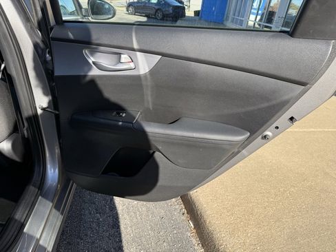 Used 2023 Kia Forte LXS image 36