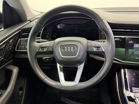 Used 2023 Audi Q8 Premium Plus w/ Premium Plus Package image 18