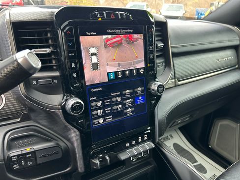 Used 2020 RAM 2500 Limited image 16