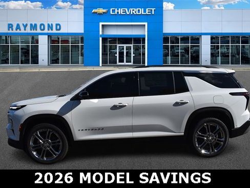 New 2025 Chevrolet Traverse LT w/ Enhanced Driving Package image 6