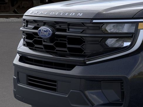 New 2026 Ford Expedition Max Active image 17