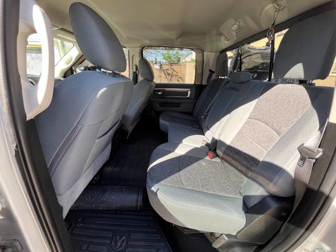 Used 2018 RAM 1500 Big Horn AWD/4WD image 11