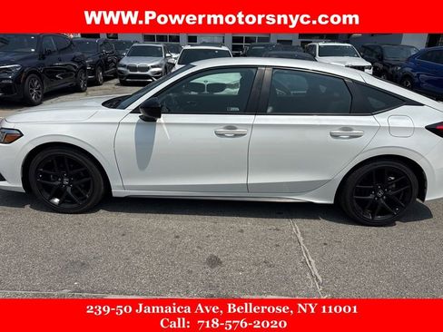 Used 2023 Honda Civic Sport image 2