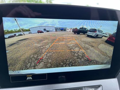 Used 2024 Chevrolet Blazer LT w/ Convenience Package FWD image 35