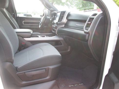 Used 2024 RAM 2500 Big Horn w/ Off Road Package AWD/4WD image 21