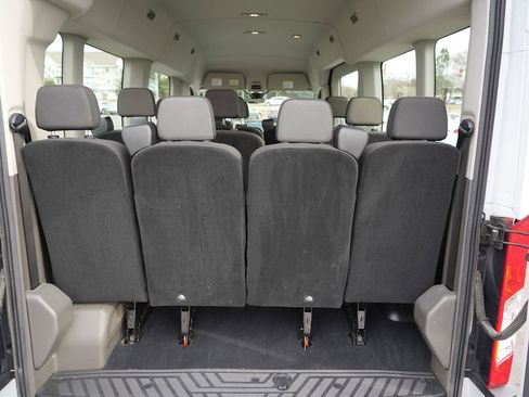 Used 2023 Ford Transit 350 XLT image 24