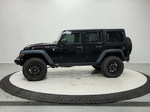Used 2016 Jeep Wrangler Unlimited Rubicon AWD/4WD image 5