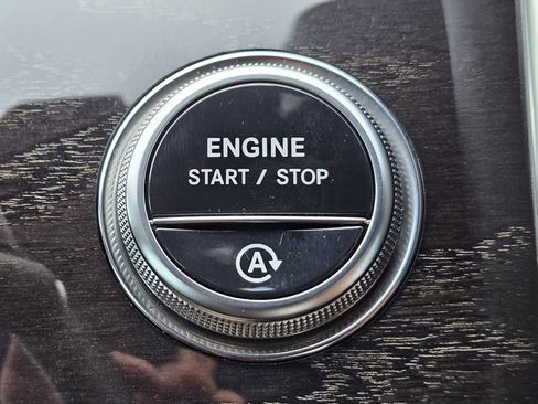 Certified 2026 Mercedes-Benz GLC 300 4MATIC image 19