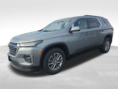 Used 2023 Chevrolet Traverse LT