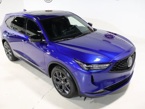 Used 2023 Acura MDX A-Spec image 10