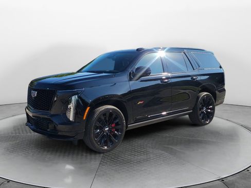 New 2026 Cadillac Escalade V w/ LPO, ONYX Package AWD/4WD image 3