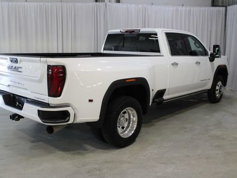 Used 2025 GMC Sierra 3500 Denali Ultimate AWD/4WD image 34