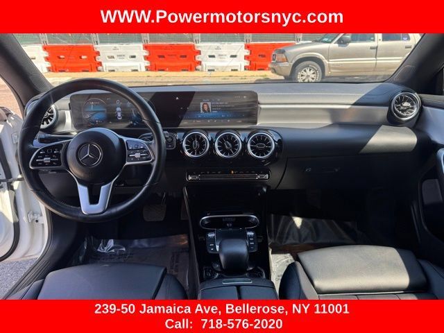 Used 2023 Mercedes-Benz CLA 250 4MATIC w/ Premium Package image 22
